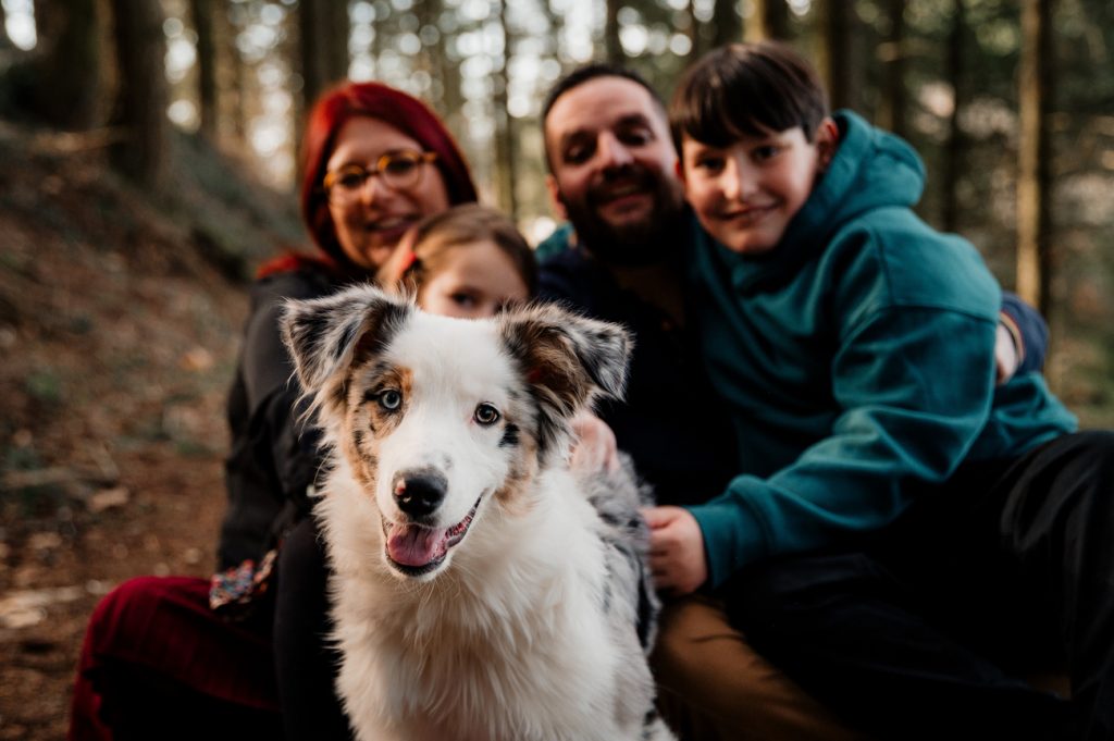 Séance photo famille dans les vignes du Beaujolais